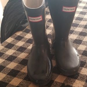 Child hunter boots